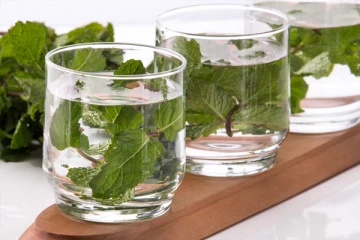 வைரஸை விரட்டி நோய் எதிர்ப்பு சக்தியை பெற வேண்டுமா? இந்த மூலிகை நீர்களை எடுத்து  கொண்டாலே போதும்!