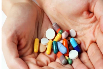 நோய் எதிர்ப்பு மருந்தால் ஏற்பட்ட ஒவ்வாமை காரணமாக ஒருவர் மரணம்