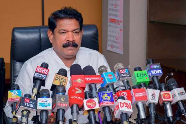 யாழில் தவிசாளர்களை புறக்கணித்து வரும் அநுர தரப்பு.. பலர் விசனம்! | Npp Ignores Pradheshiya Sabha Officials