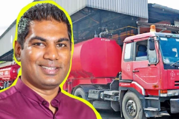 මෙරටට ආ ඉන්ධන තොග බෙදෙන විදිය ගැන බලශක්ති ඇමතිගෙන් දැනුම්දීමක්..!