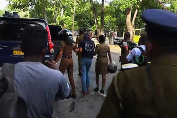 ஆர்ப்பாட்டத்தில் ஈடுபட்ட 22 பேர் கைது | 22 People Involved In The Protest Were Arrested