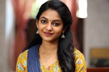 லவ் டுடே பட புகழ் நடிகை இவானா முடி வளர்ச்சிக்கு என்ன செய்கிறார் தெரியுமா?