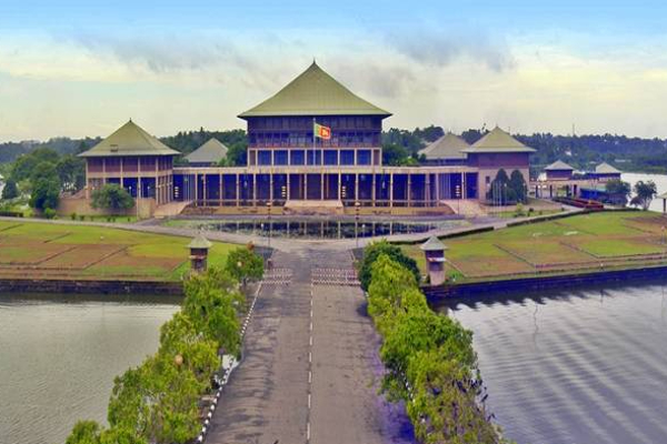 இலங்கை நாடாளுமன்ற உறுப்பினர்களுக்கு அடித்த அதிர்ஷ்டம்! | Sri Lankan Parliamentarians Are Lucky Salary Rise