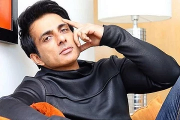 சோனு சூட் வெளியிட்ட ஒற்றை புகைப்படம் - வேற லெவலில் வைரல்