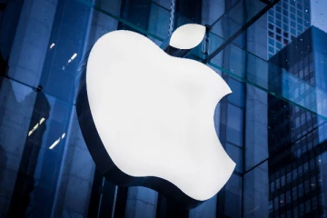 நான்கே நாட்களில் ரூ.32,00,000 கோடியை இழந்த Apple நிறுவனம்., மொத்த மதிப்பு எவ்வளவு?