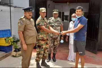 හමුදා සෙබලුන් එක්ව කළ උතුම් ක්‍රියාව..