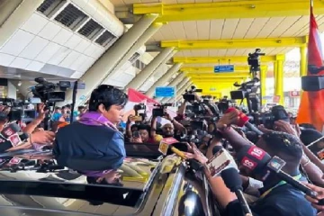 தமிழ்நாடு வந்த பிரக்ஞானந்தாவுக்கு உற்சாக வரவேற்பு! ரூ.30 லட்சம் பரிசுத்தொகை வழங்கிய முதல்வர்