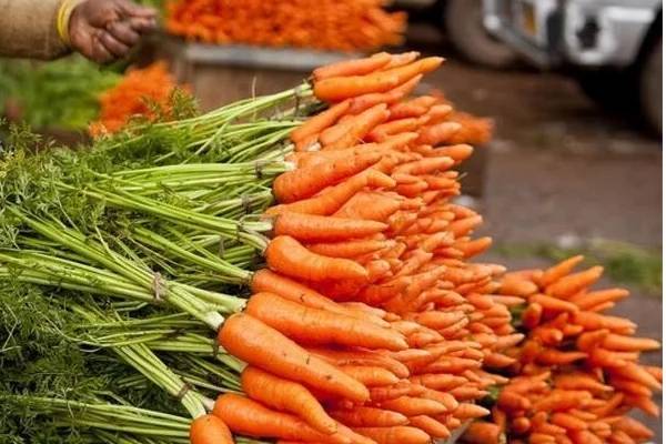 திடீரென விலை குறைவடைந்தது கரட் - ஐபிசி தமிழ்