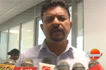 මාරාන්තික උපවාස කරා කියලා තීරණවල වෙනසක් වෙන්නැහැ - සංවර්ධන නිලධාරීන්ට මහින්ද සමරසිංහ කියයි