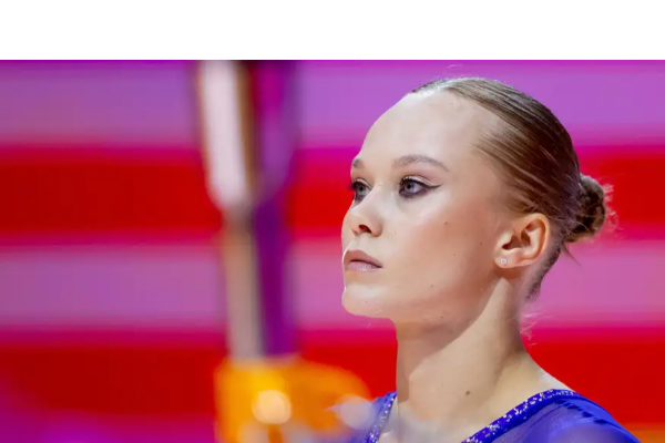 ரஷ்ய விளையாட்டு வீராங்கனைக்கு ஜேர்மனியில் விளையாட்டுப் போட்டிகளில் பங்கேற்க அனுமதி மறுப்பு | Germany Restrict To Participate Russian Gymnast