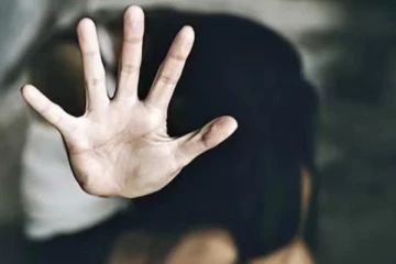 9 வயது சிறுமியிடம் பாலியல் சேட்டை புரிந்தவர் கைது