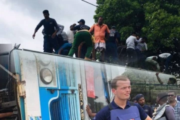 யாழ் முகமாலையில் கோர விபத்து; 46 பேர் படுகாயம்(Photos)