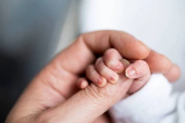 இலங்கையில் பிறப்பு எண்ணிக்கை தொடர்பில் வெளியான அதிர்ச்சி தகவல்!