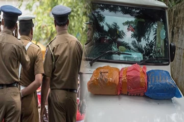 யாழில் போதைப்பொருளுடன் இருவர் கைது(Photos)