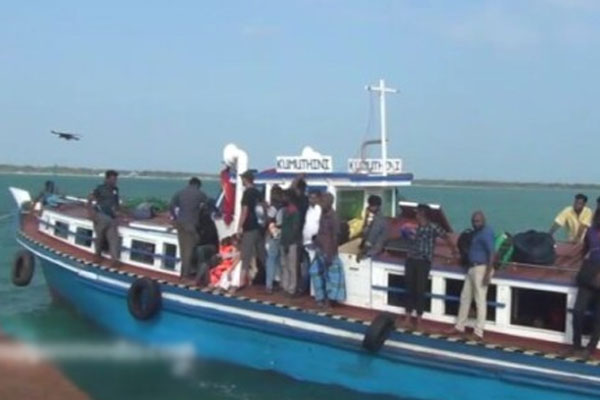 மீண்டும் இன்று முதல் குமுதினிப் படகு சேவை | Kumudini Ferry Passenger Service Again