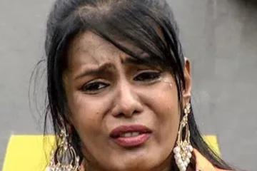 தற்கொலை செய்யப் போவதாக மிரட்டும் மீரா மிதுன் - காரணம் இவர்தானா?