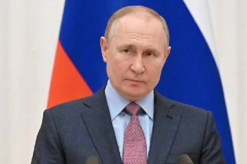 உயிருக்கு போராடுகிறாரா ரஷிய அதிபர் , விரைந்த மருத்துவ குழு : நடந்தது என்ன ?