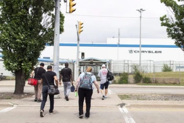 அமெரிக்க வரி விதிப்பினால் பாதிக்கப்படும் கனடிய நகரங்கள்