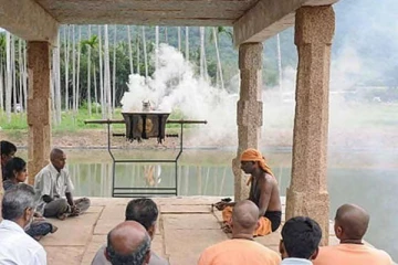 இறந்தவர் ஆன்மா சாந்தி அடைய செல்ல வேண்டிய சிவன் கோயில்