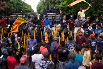 அவசரகால நிலைமை சட்டம்  அமுல்; முக்கிய அதிகாரிகளுக்கு  அழைப்பு