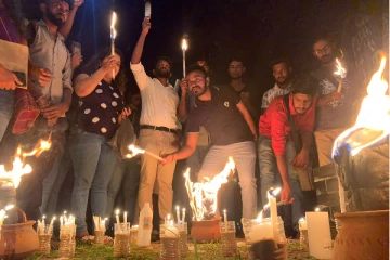 காலிமுகத்திடல் பகுதியில் ஒன்றுகூடியுள்ள ஆர்ப்பாட்டக்காரர்கள்! (Video)