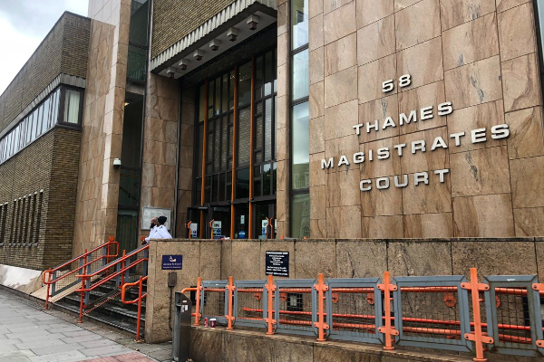 சரவணபவன் முகாமைத்துவ இயக்குநர் லண்டனில் கைது! வன்முறை, கொலைமிரட்டல் குற்றச்சாட்டுகள்!! | Saravanaa Bhavan Restaurant Owner Arrested London சரவணபவன் முகாமைத்துவ இயக்குநர் லண்டனில் கைது! வன்முறை, கொலைமிரட்டல் குற்றச்சாட்டுகள்!! | Saravanaa Bhavan Restaurant Owner Arrested London