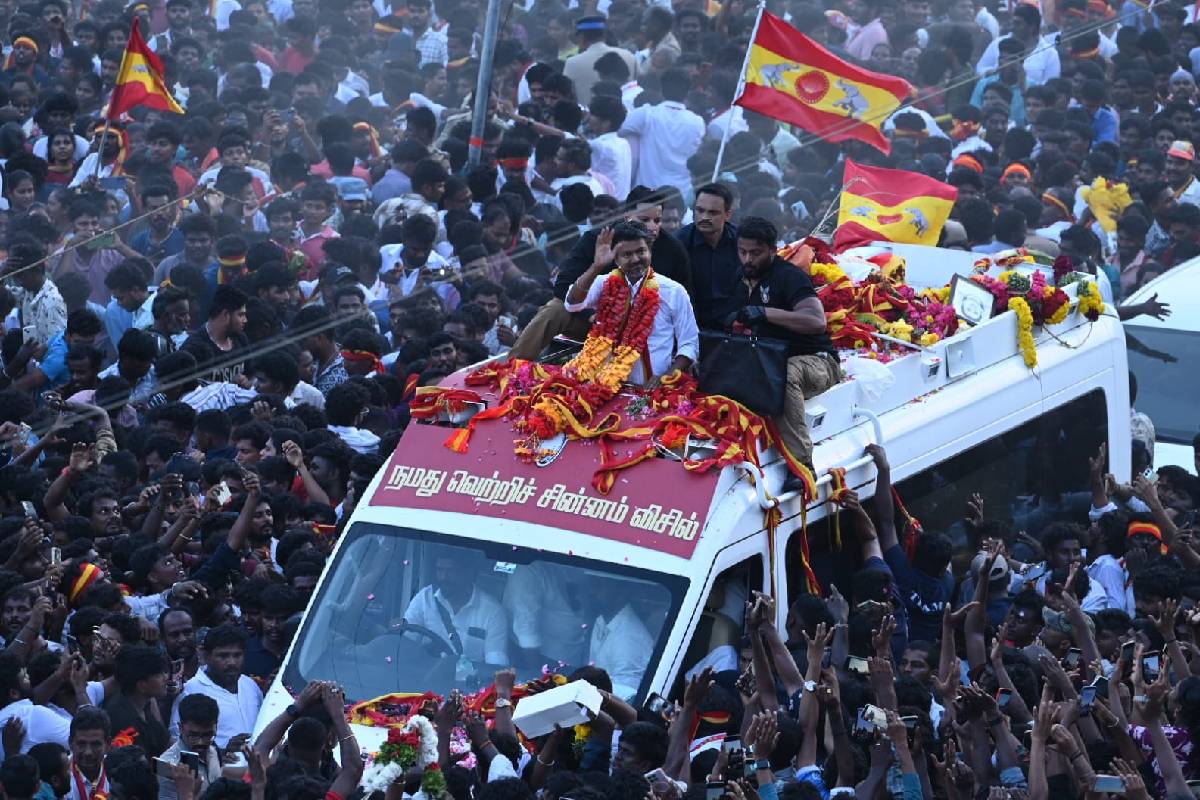 விஜய்யால் உதயநிதிக்கு அனுமதி மறுப்பு - முந்திக் கொண்ட தவெக | Vijay Cuddalore Campaign Denies For Udhayanidhi விஜய்யால் உதயநிதிக்கு அனுமதி மறுப்பு - முந்திக் கொண்ட தவெக | Vijay Cuddalore Campaign Denies For Udhayanidhi