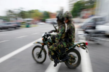 கொள்ளுப்பிட்டியில் அதிரடிப்படையினர் போல் நடித்து 20 லட்சம் ரூபா கொள்ளை