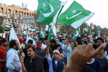 இந்தியாவிடம் பின்னடைவு... கடும் நெருக்கடியில் இருக்கும் பாகிஸ்தான் எடுத்துள்ள அந்த முடிவு