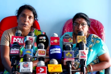 எங்கள் உயிரின் பெறுமதி ஒரு இலட்சம் என்று தீர்மானிப்பதற்கு இவர்கள் யார்? - காணாமல் ஆக்கப்பட்டவர்களின் உறவினர்கள் கண்டனம்!