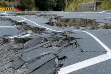 அடுத்து நியூசிலாந்தை உலுக்கிய நிலநடுக்கம் - பீதியில் மக்கள்