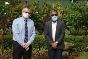 இலங்கைக்கான கனடா உயர்ஸ்தானிகரை சந்தித்த இலங்கை தமிழர்!