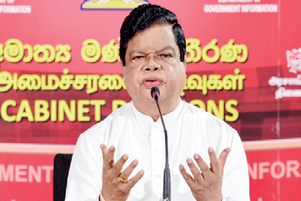 மகிந்த தொடர்பில் வெளியான அறிவிப்பு - பந்துல குணவர்தனவுக்கு நாமல் ராஜபக்ச பதிலடி | Namal Rajapaksa Retaliates Against Bandula