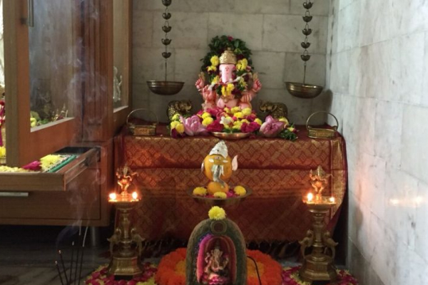 உங்களுடைய வீட்டில் தெய்வ நடமாட்டம் இருப்பதற்கான அறிகுறிகள் என்னென்ன? | What Are The Signs Of Deity Presence In The House