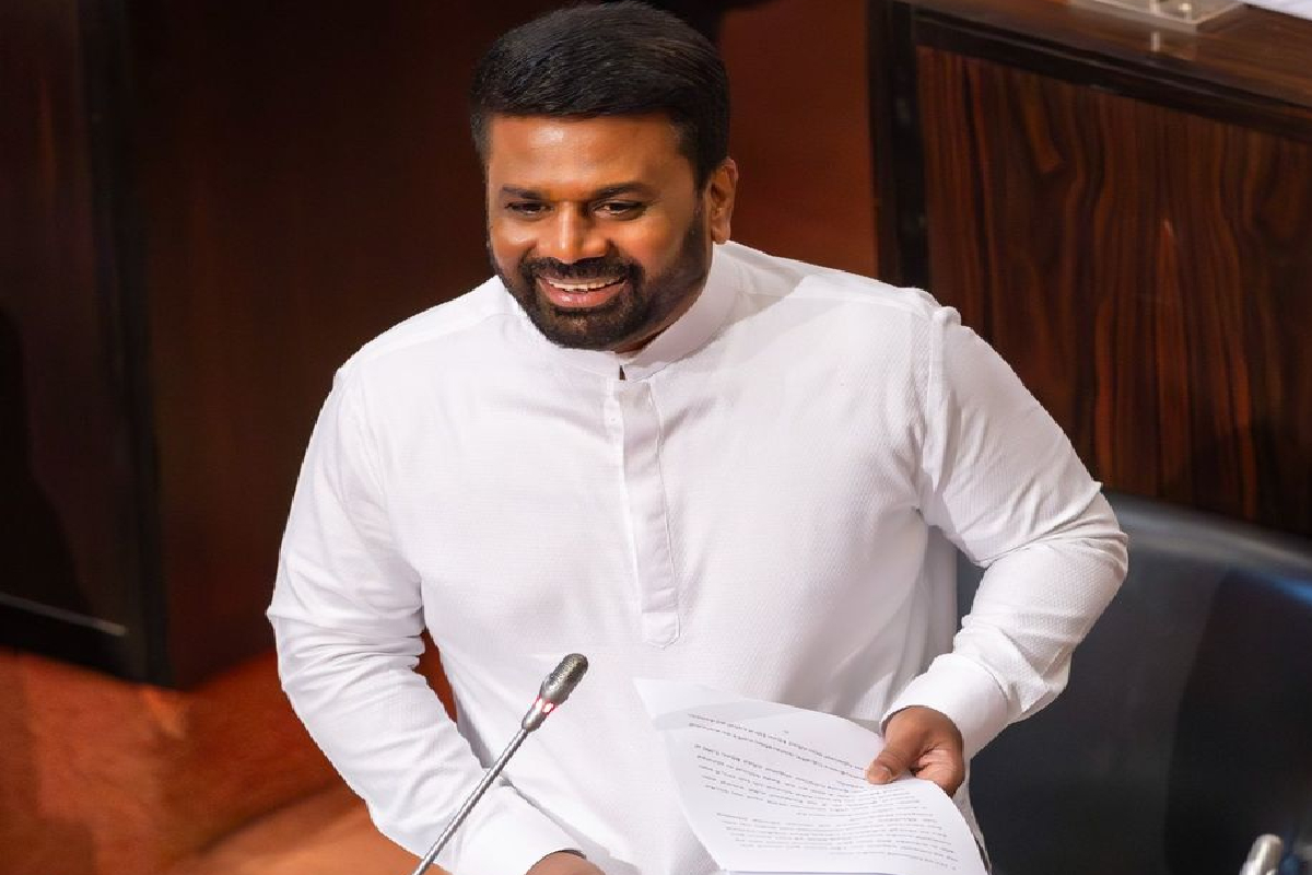 விசேட சலுகையுடன் நாடாளுமன்றம் வரும் ஜனாதிபதி | President Arrives At Parliament Special Privileges விசேட சலுகையுடன் நாடாளுமன்றம் வரும் ஜனாதிபதி | President Arrives At Parliament Special Privileges