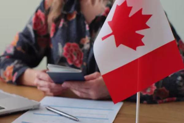 கனடா திடீர் அறிவிப்பு; இந்திய மாணவர்கள் கலக்கம் - என்ன பின்னணி! - தமிழ்நாடு