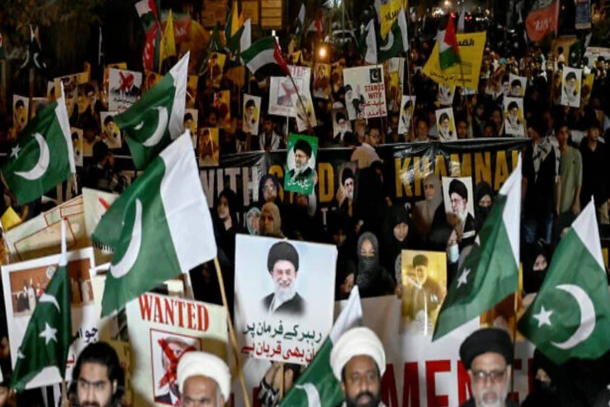 பாகிஸ்தான் - கில்கிட் பகுதியில் காலவரையற்ற ஊரடங்கு உத்தரவு! இராணுவம் குவிப்பு | Pakistan Indefinite Curfew In Gilgit Area பாகிஸ்தான் - கில்கிட் பகுதியில் காலவரையற்ற ஊரடங்கு உத்தரவு! இராணுவம் குவிப்பு | Pakistan Indefinite Curfew In Gilgit Area