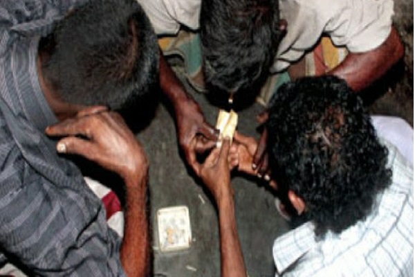 யாழ்ப்பாணத்தில் நான்கு இளைஞர்கள் கைது | Four Youth Arrested In Jaffna