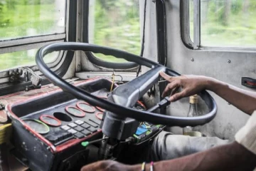 குடிபோதையில் இ.போ.ச அரச பேருந்தை செலுத்திய சாரதிக்கு நேர்ந்த கதி!