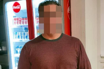 இரத்த காயங்களுடன் சரணடைந்த நபர்... சடலமாக மீட்கப்பட்ட சுவிஸ் தாயார்