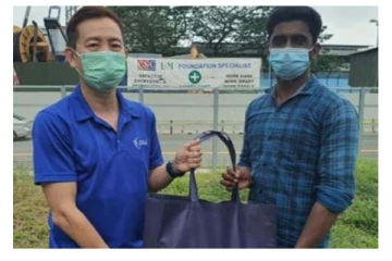 வெளிநாட்டு அரசின் பாராட்டை பெற்ற தமிழன்: நெகிழ்ச்சி சம்பவம்