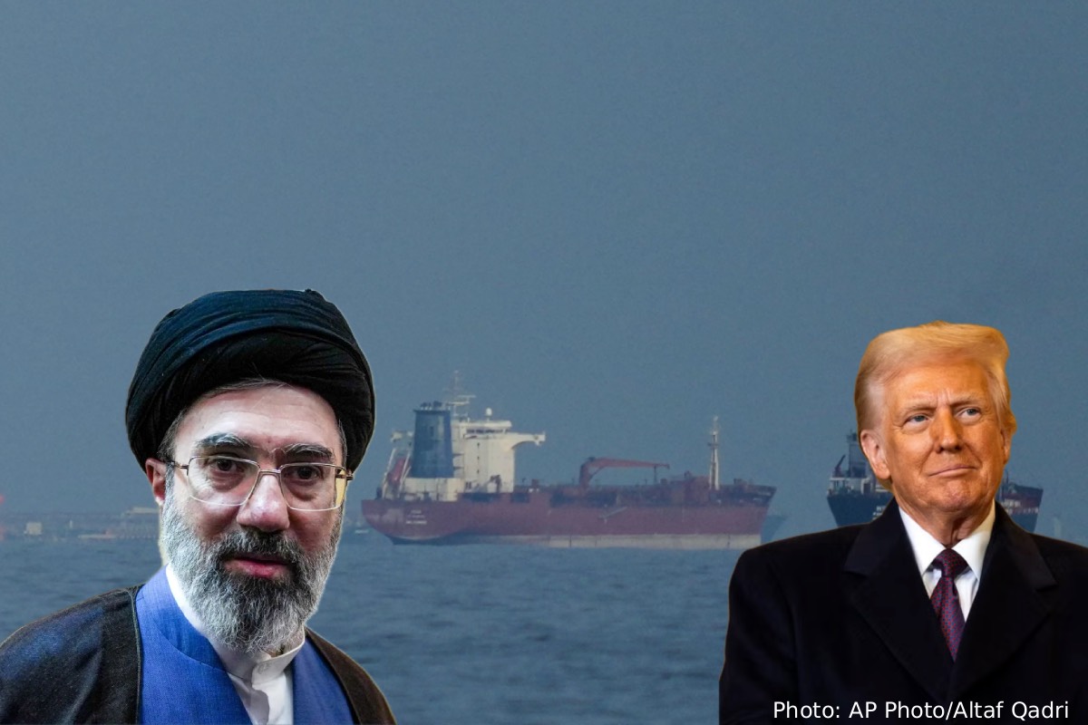 ஹார்முஸ் ஜலசந்தியில் அத்துமீறும் படகுகளை சுட்டு வீழ்த்துங்கள்: டிரம்ப் அதிரடி உத்தரவு | Shoot Down Boats In Hormuz Trumps Orders