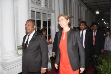 ஆபத்தான கட்டத்தினுள் இலங்கை! மங்கள எச்சரிக்கை