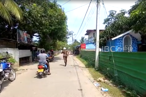விபத்தை ஏற்படுத்தி விட்டு தப்பி ஓடிய சாரதி - மடக்கிப் பிடித்த காவல்துறையினர்..! | Batticaloa Police Nabbed Driver Caused Accident