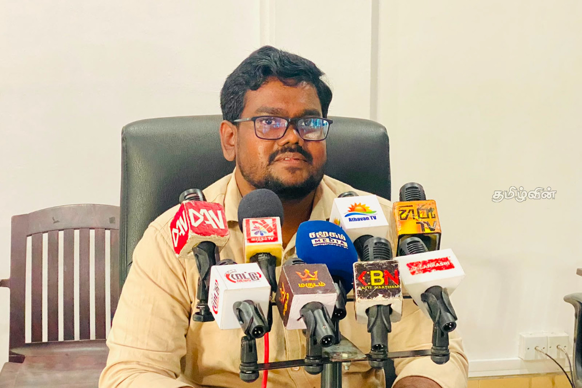 வவுணதீவு பிரதேசத்தின் அபிவிருத்திக் குழுக் கூட்டத்தில் முக்கிய தீர்மானங்கள் நிறைவேற்றம் | Vavunathivu Region Development Committee Meeting வவுணதீவு பிரதேசத்தின் அபிவிருத்திக் குழுக் கூட்டத்தில் முக்கிய தீர்மானங்கள் நிறைவேற்றம் | Vavunathivu Region Development Committee Meeting