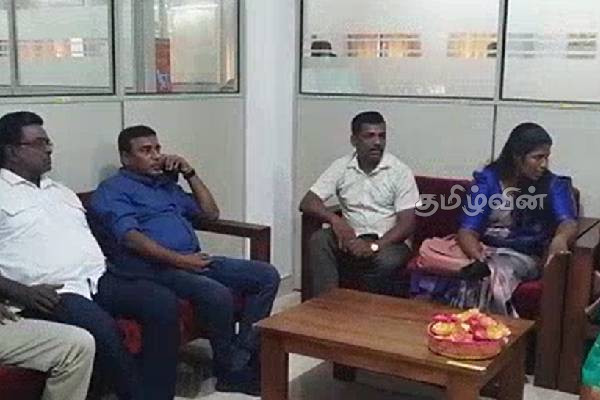 றஜீவன் எம்.பிக்கும் வடமராட்சி கிழக்கு பிரதேச செயலருக்குமிடையில் விசேட சந்திப்பு..! | Meeting Rajeevan Mp Vadamaratchi East Divisional றஜீவன் எம்.பிக்கும் வடமராட்சி கிழக்கு பிரதேச செயலருக்குமிடையில் விசேட சந்திப்பு..! | Meeting Rajeevan Mp Vadamaratchi East Divisional