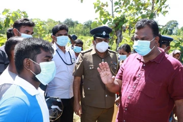 400 ஏக்கர் அரச காணி தனிநபரால் அபகரிப்பு - சம்பவ இடத்திற்கு விரைந்த நாடாளுமன்ற உறுப்பினர்