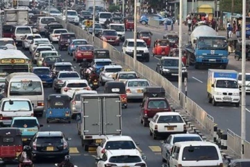 நான்கு மணி நேரத்தில் கொழும்பு நகருக்குள் நுழைந்த  55,944 வாகனங்கள்!