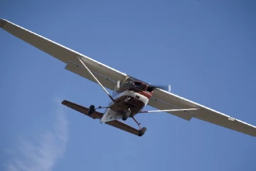 கனடாவில் இரு விமானங்கள் மோதி விபத்து; இருவர் உயிரிழப்பு