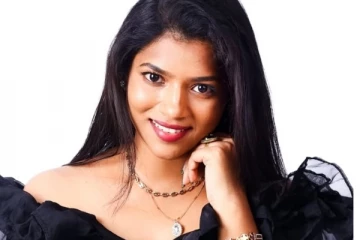 சக்திவேல் சீரியல் புகழ் சுபாவா இது, மார்டன் ட்ரெஸில் எப்படியுள்ளார் பாருங்க